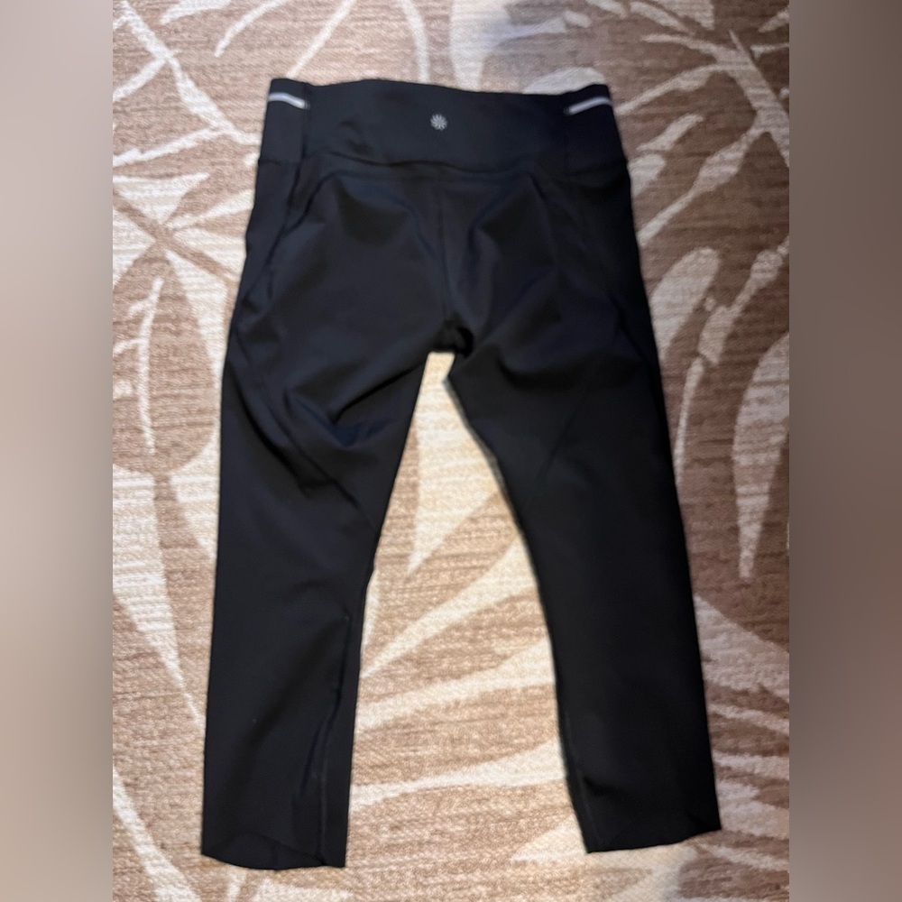 Athleta cropped leggings